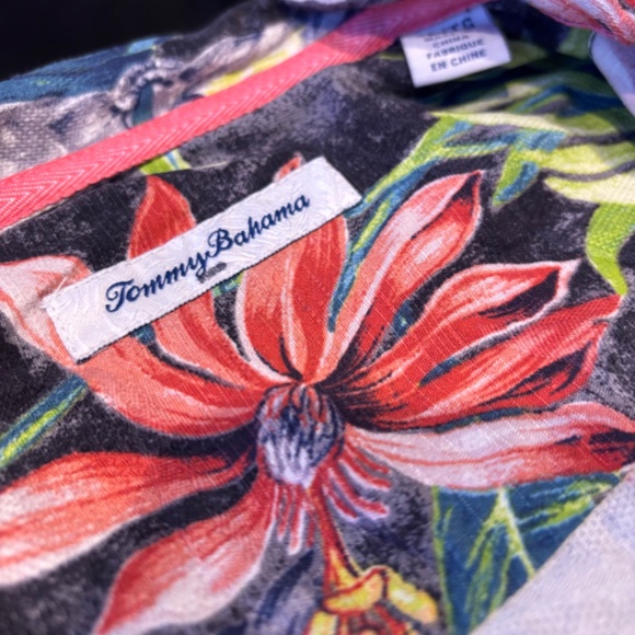 Tommy Bahama Men's Aloha Shirt Size XL - Picture 3 of 5